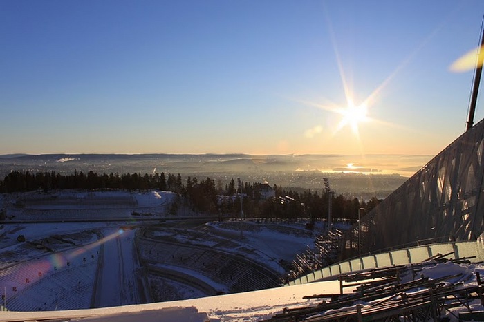 Holmenkollen 12.12.10 003.jpg